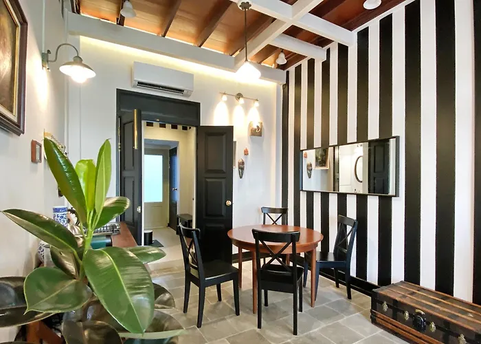 Stylist Siamese Design House Steps To Chinatown - Self Check In 度假居 *